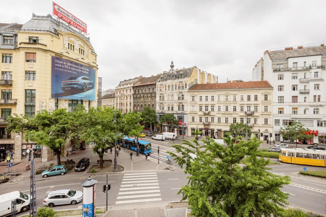 Elegant Apartment In Super Central Location Budapest Exterior foto